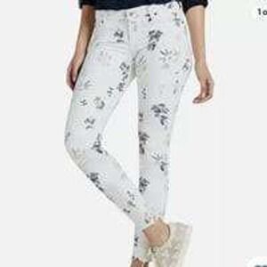 Lucky Brand Lolita Capri Stretch Jeans White Floral 10/30 Romantic Feminine Boho